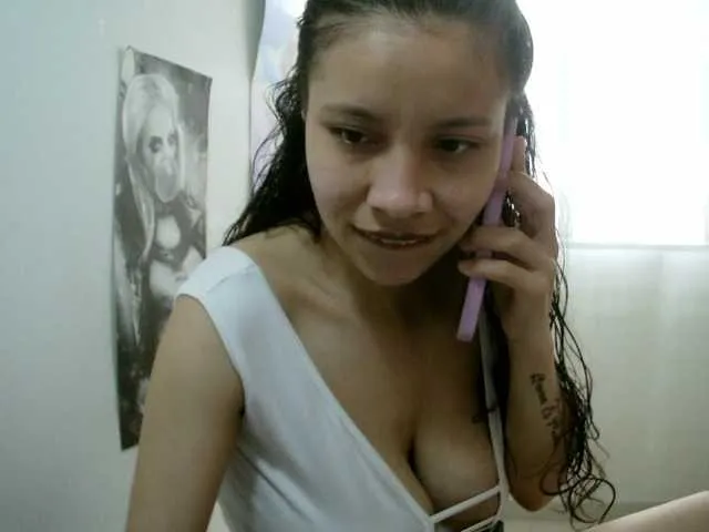 Live sex webcam photo for anyhilton #269826647