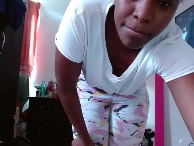 Live sex webcam photo for Daizy-cooper #269826121