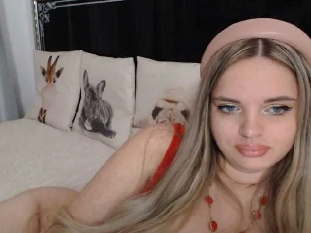 Live sex webcam photo for Lucritia #269826155