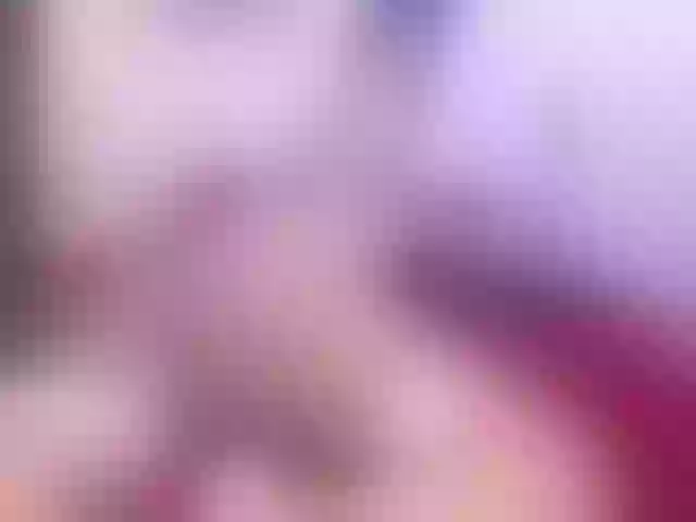 Live sex webcam photo for LaurenHills #269904777