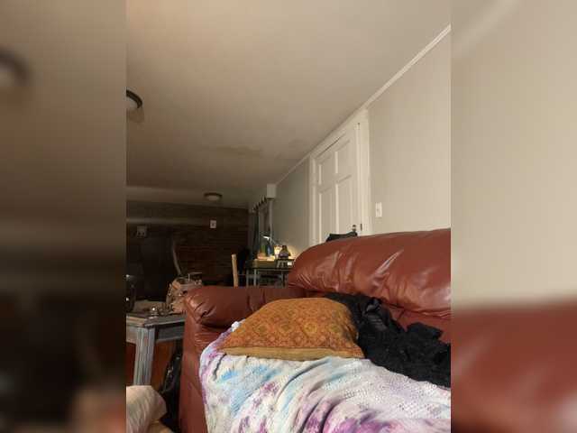 Live sex webcam photo for Esagee #269904530