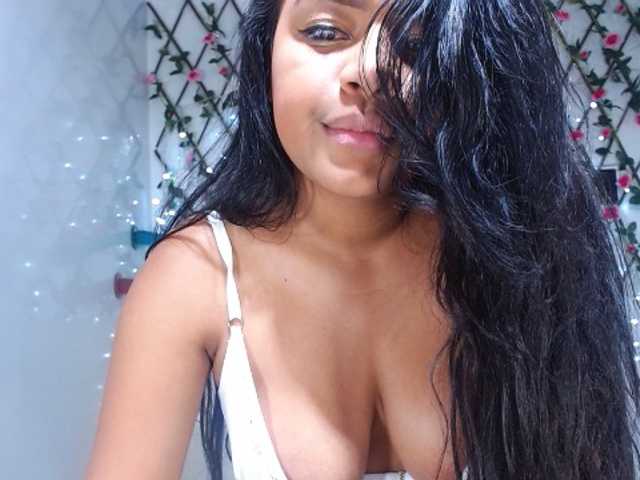 Live sex webcam photo for LilyPeytonx #270035119