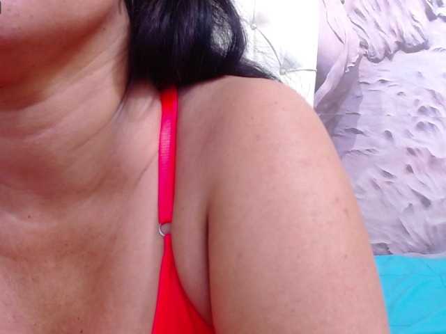 Live sex webcam photo for AdeleMilf #288007778