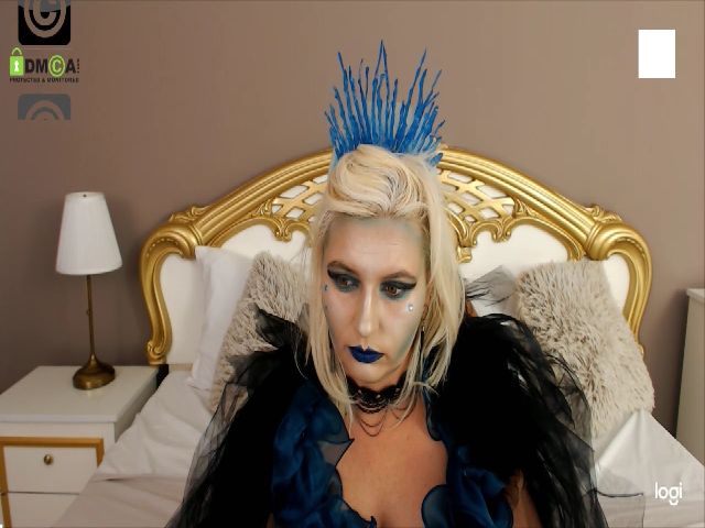 Live sex webcam photo for VanessaVega26 #269895101