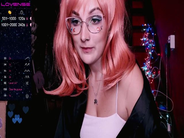 Live sex webcam photo for WinonaCooper #269943435