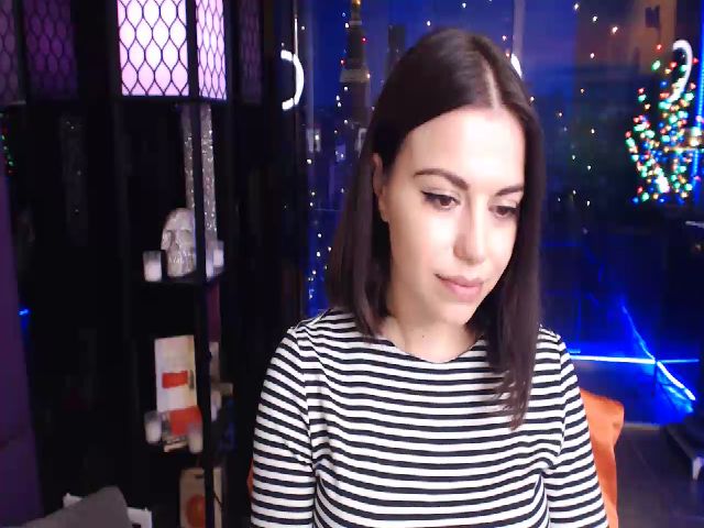 Live sex webcam photo for sunn_o #269902348