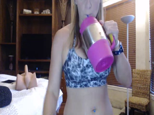 Live sex webcam photo for Autumn_Blonde #269973498