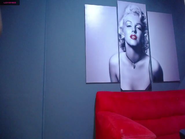 Live sex webcam photo for Alison_hottie #270043129