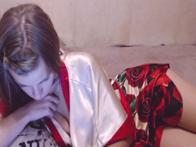 Live sex webcam photo for AndreaBlondy #270006227