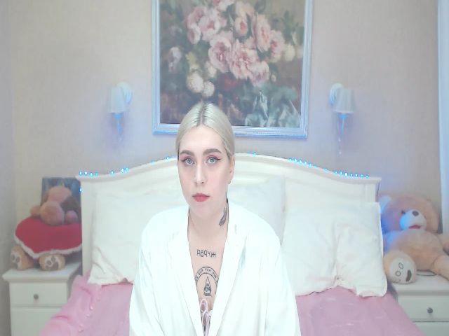Live sex webcam photo for AmaliaDiva #270076827