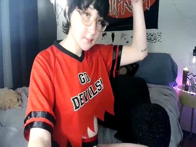 Live sex webcam photo for Strawberrrri1 #269863888