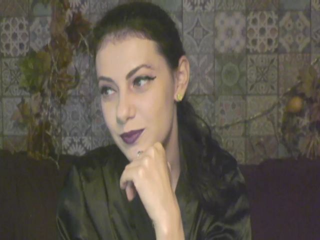 Live sex webcam photo for MissAracely #269995408