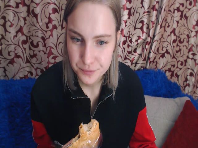 Live sex webcam photo for NoNameGirle #269879078