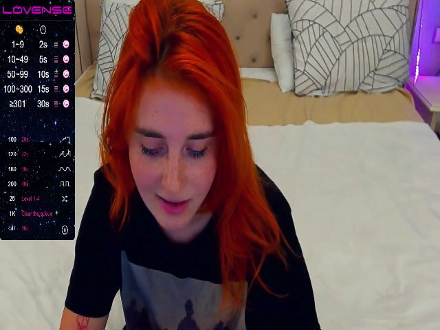 Live sex webcam photo for EmiilyFox #270012332