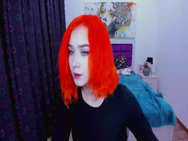 Live sex webcam photo for FionaClassy #270001960