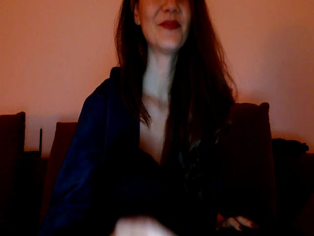 Live sex webcam photo for HotSlit #270082352