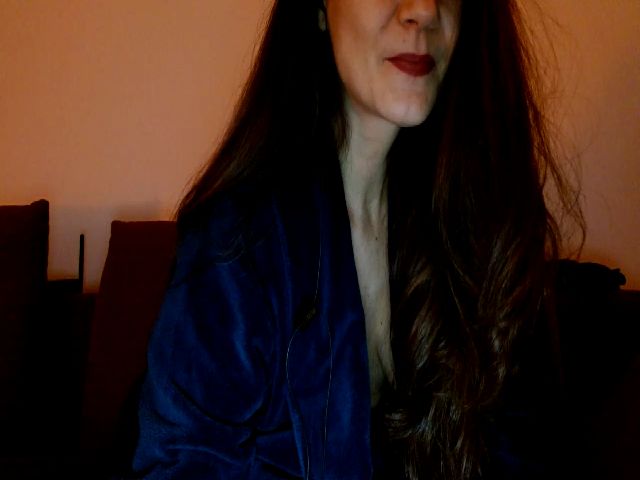 Live sex webcam photo for HotSlit #270092649
