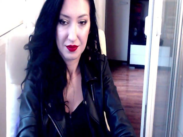 Live sex webcam photo for MistressNadia #269914983