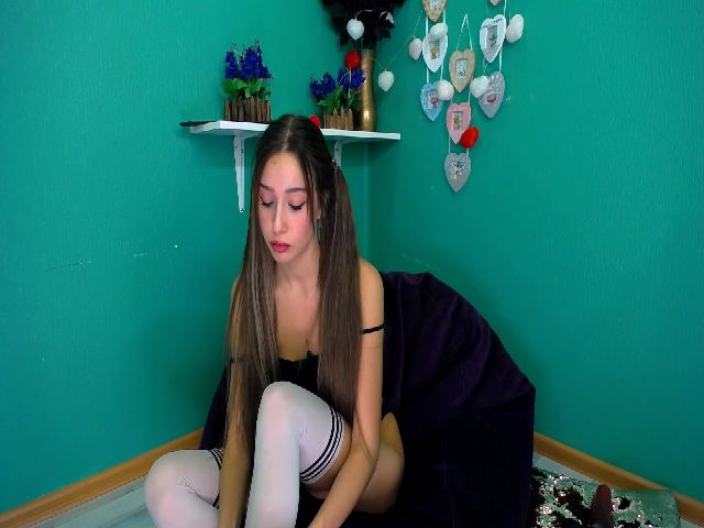 Live sex webcam photo for AlisonMells #270010943