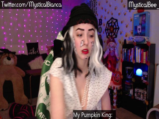 Live sex webcam photo for MysticalBee_ #269831124