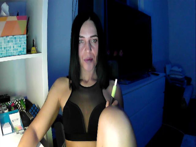 Live sex webcam photo for Beatrice_18 #270058234