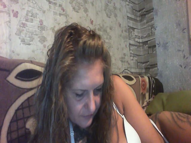 Live sex webcam photo for Fullmoon4u #269945628