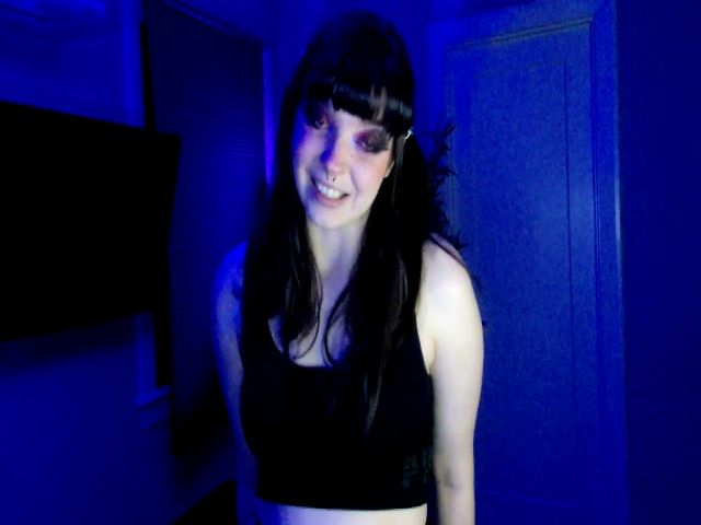 Live sex webcam photo for WillowAMarie #269938091