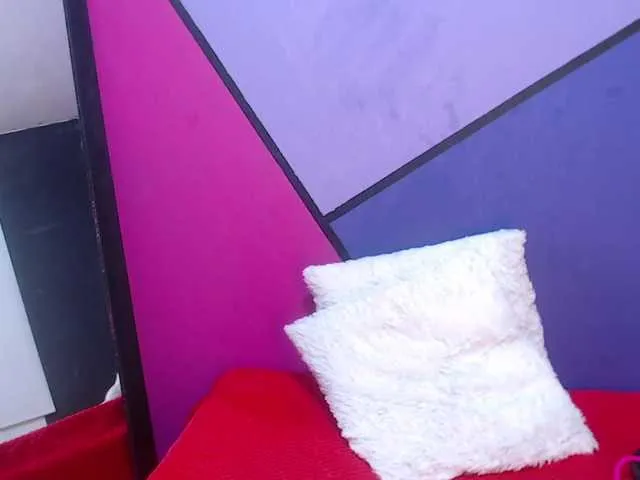 Live sex webcam photo for scottie26 #269904835
