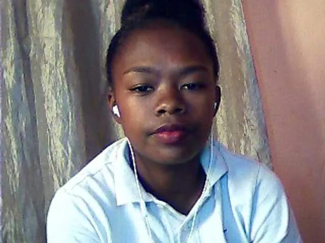 Live sex webcam photo for Errah #269962444