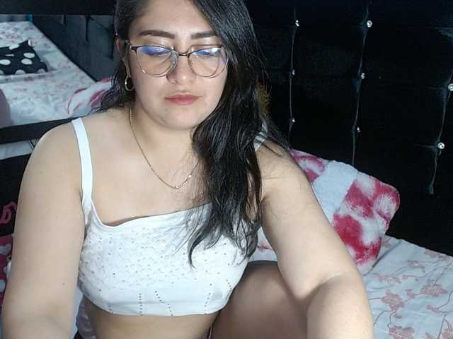 Live sex webcam photo for briana-kisses #269905733