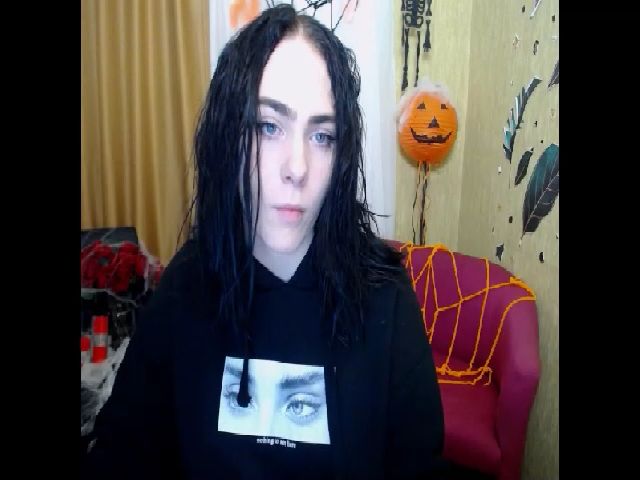 Live sex webcam photo for Lillit_Mars #269893905