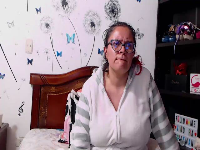 Live sex webcam photo for VICKYCOLLEMAN #269827502