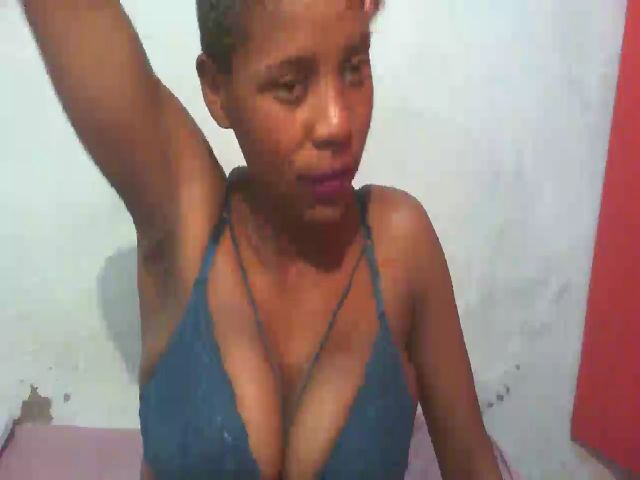 Live sex webcam photo for Sweetass002 #270019444
