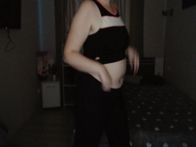Live sex webcam photo for SweetnessLucy #269987472