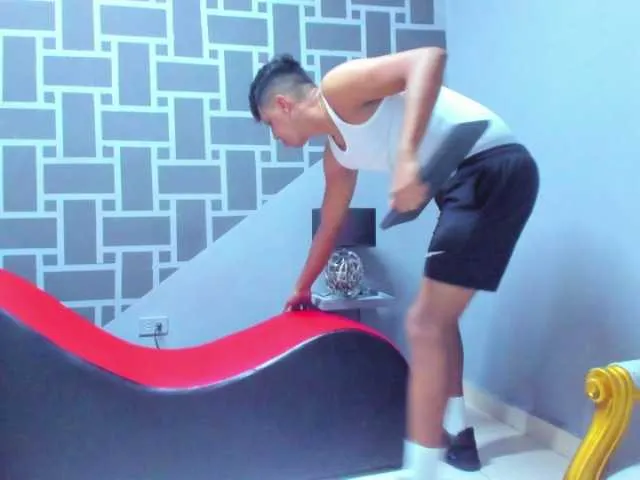 Live sex webcam photo for coconutts #269826061