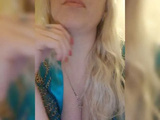 Live sex webcam photo for Alinaa #270033633