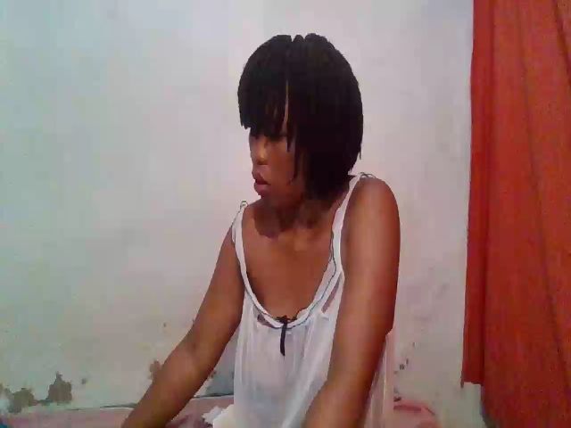 Live sex webcam photo for Blqdiamond #269821948