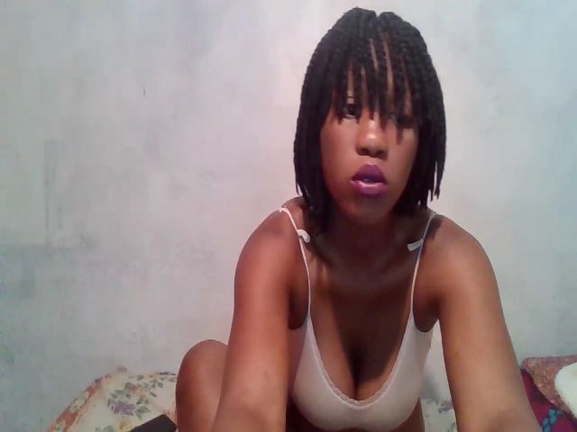 Live sex webcam photo for Blqdiamond #270025299