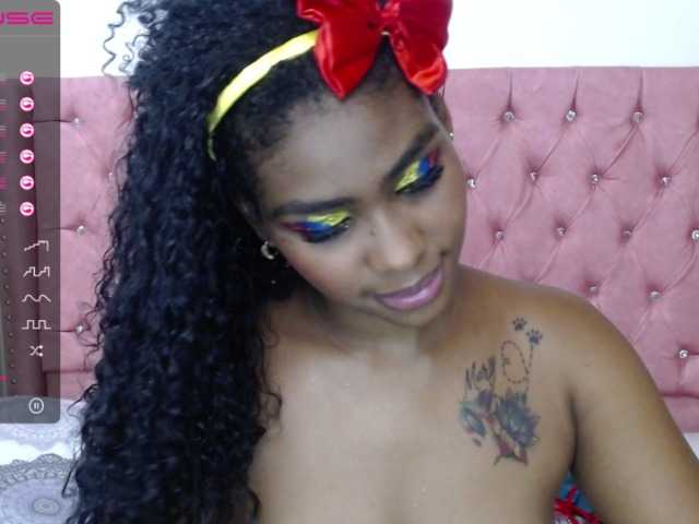 Live sex webcam photo for aleja-sexy #269905144