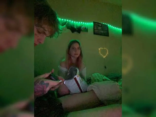 Live sex webcam photo for NikaVlad #270033323