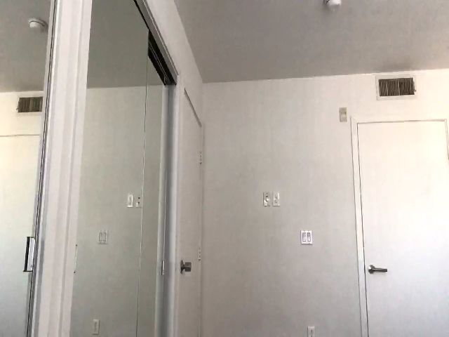 Live sex webcam photo for IsabelHunter #270021390