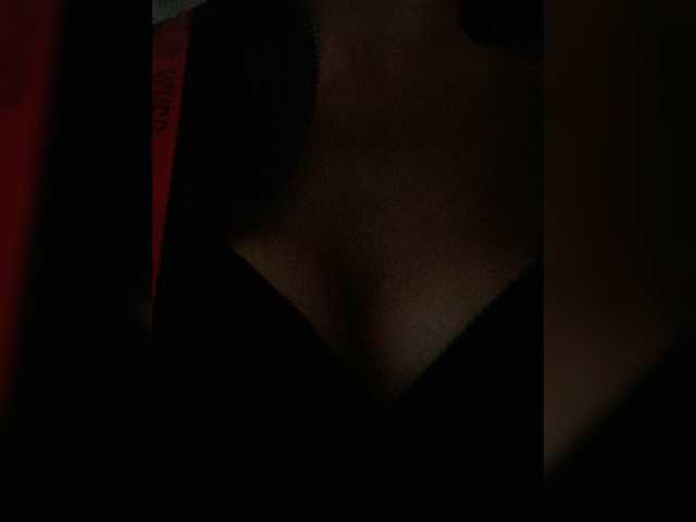 Live sex webcam photo for relishsavor #270214517