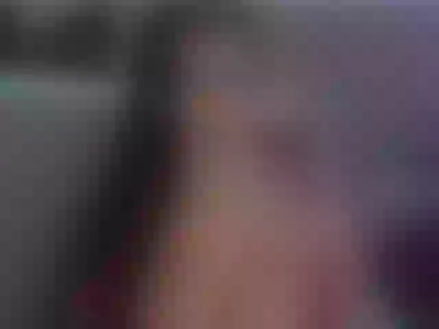 Live sex webcam photo for AngelaMyst #287940380
