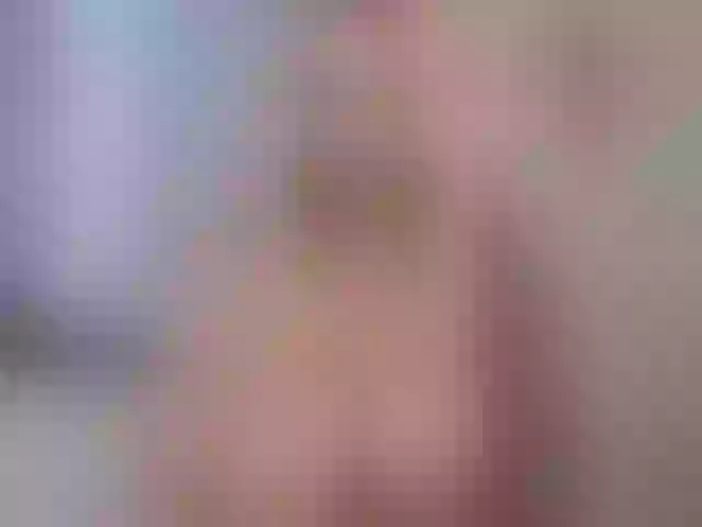 Live sex webcam photo for JennyMILFx #270214778