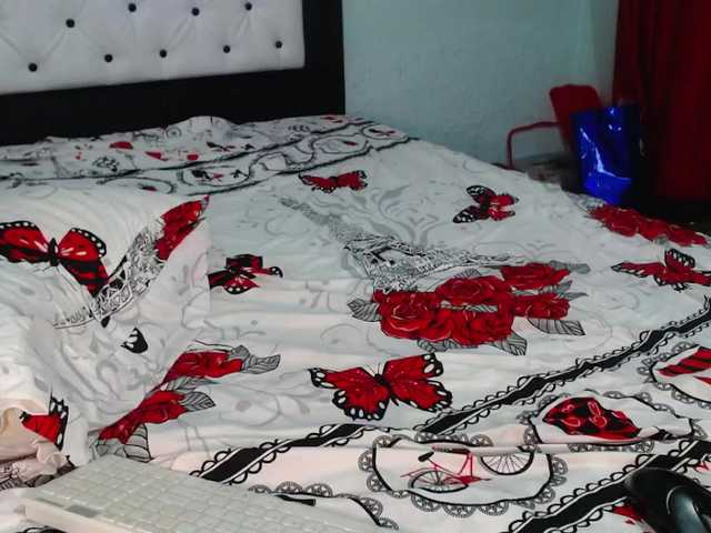 Live sex webcam photo for latinakitten- #270106682