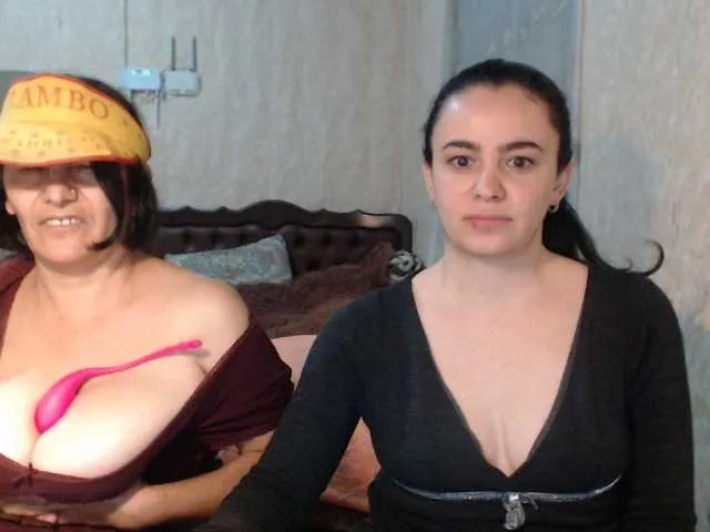 Live sex webcam photo for Katernia48 #270214539