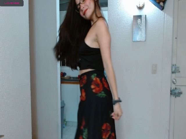 Live sex webcam photo for Tiny_Caroline #270148849