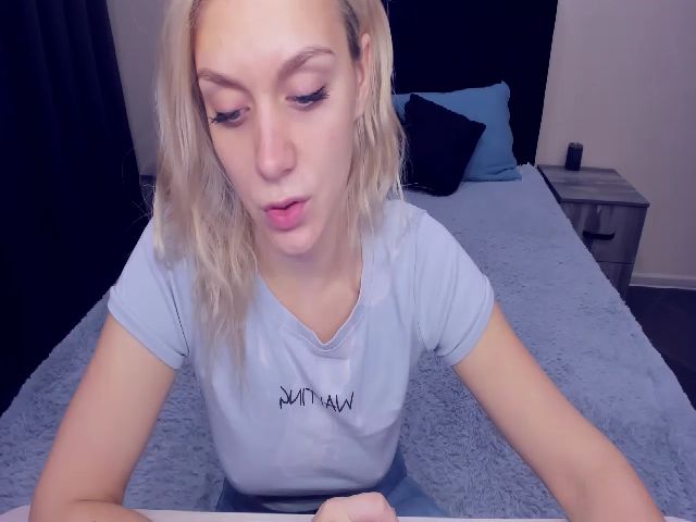 Live sex webcam photo for MeganKind #270145259