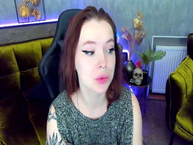 Live sex webcam photo for Helen_Mayer #270225075