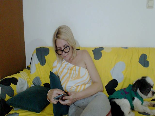 Live sex webcam photo for Stephycute #270243532